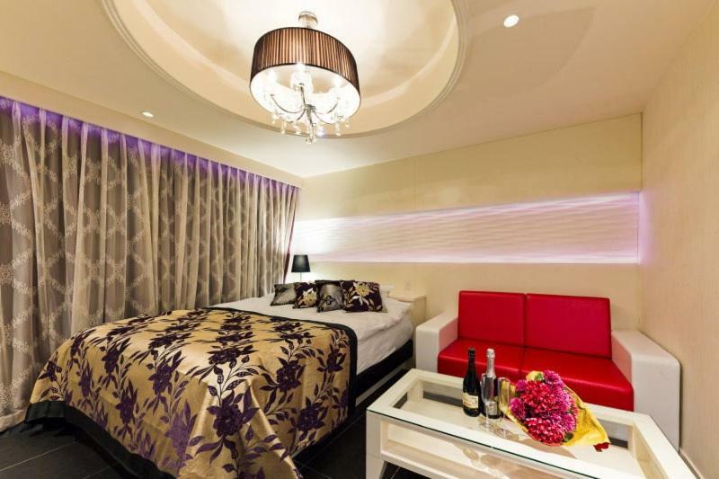 Hotel Versys (Adults Only) Hiroshima Bagian luar foto